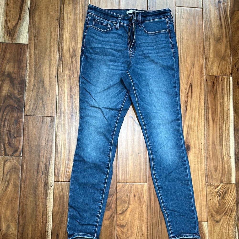 Athleta Blue Skinny Jeans Classic Denim Style